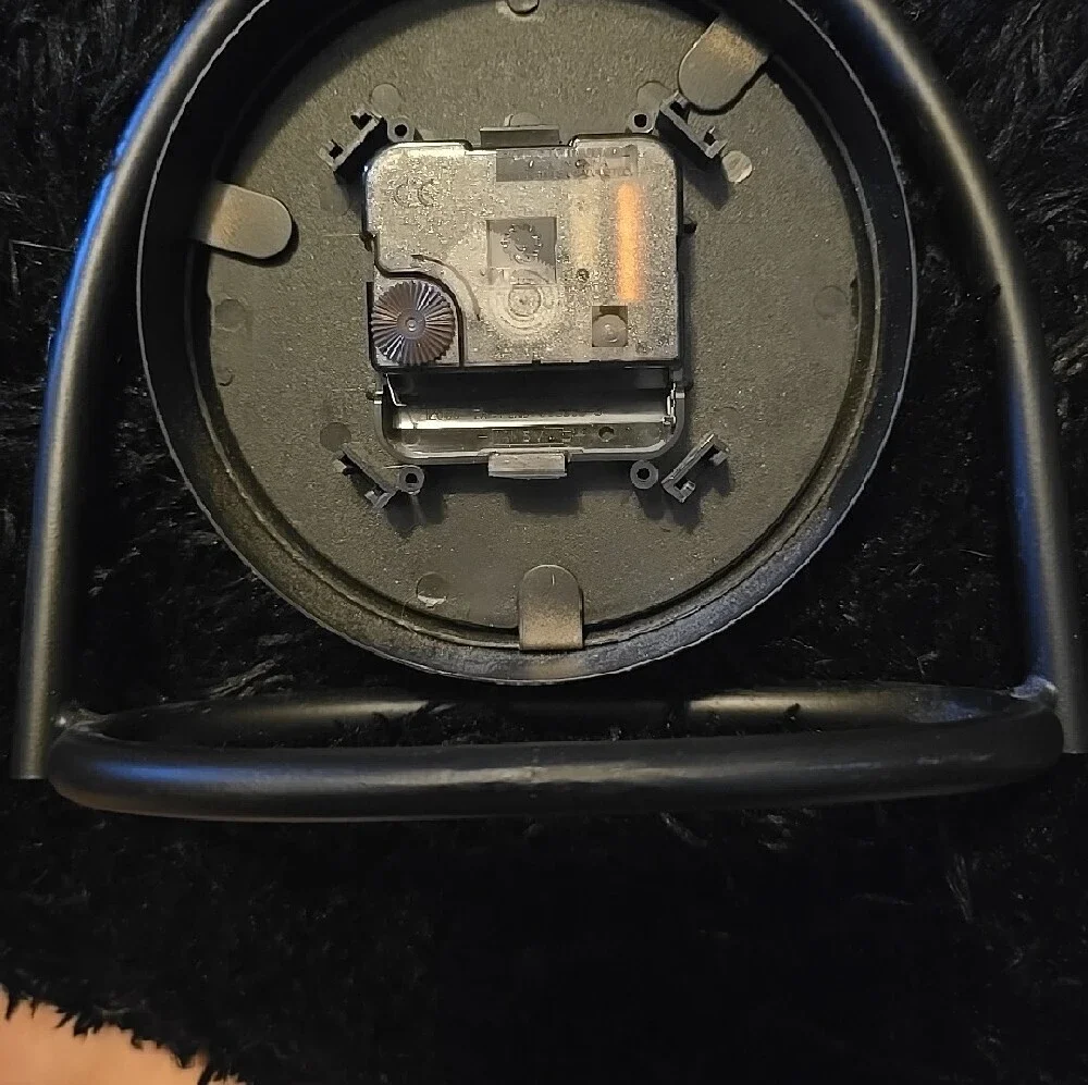 Black & Tan Tabletop Clock